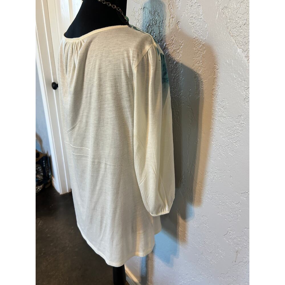 Style & Co. Blue Scroll Abstract V-Neck Embellished Top - Size L - EUC - Picture 6 of 7